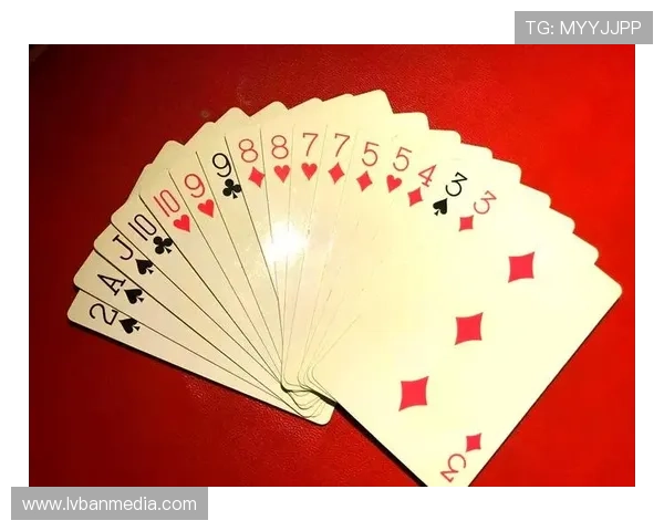 娱网棋牌步步赢详细攻略助你在比赛中稳步提升赢牌概率的实用指南